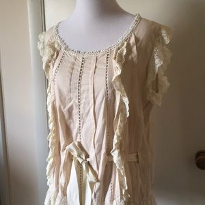Beautiful lace trim top size large